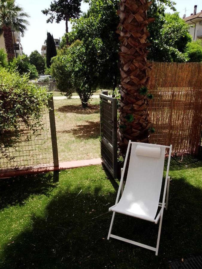 Апартаменты Casa Giardino Сан-Бенедетто-дель-Тронто Экстерьер фото