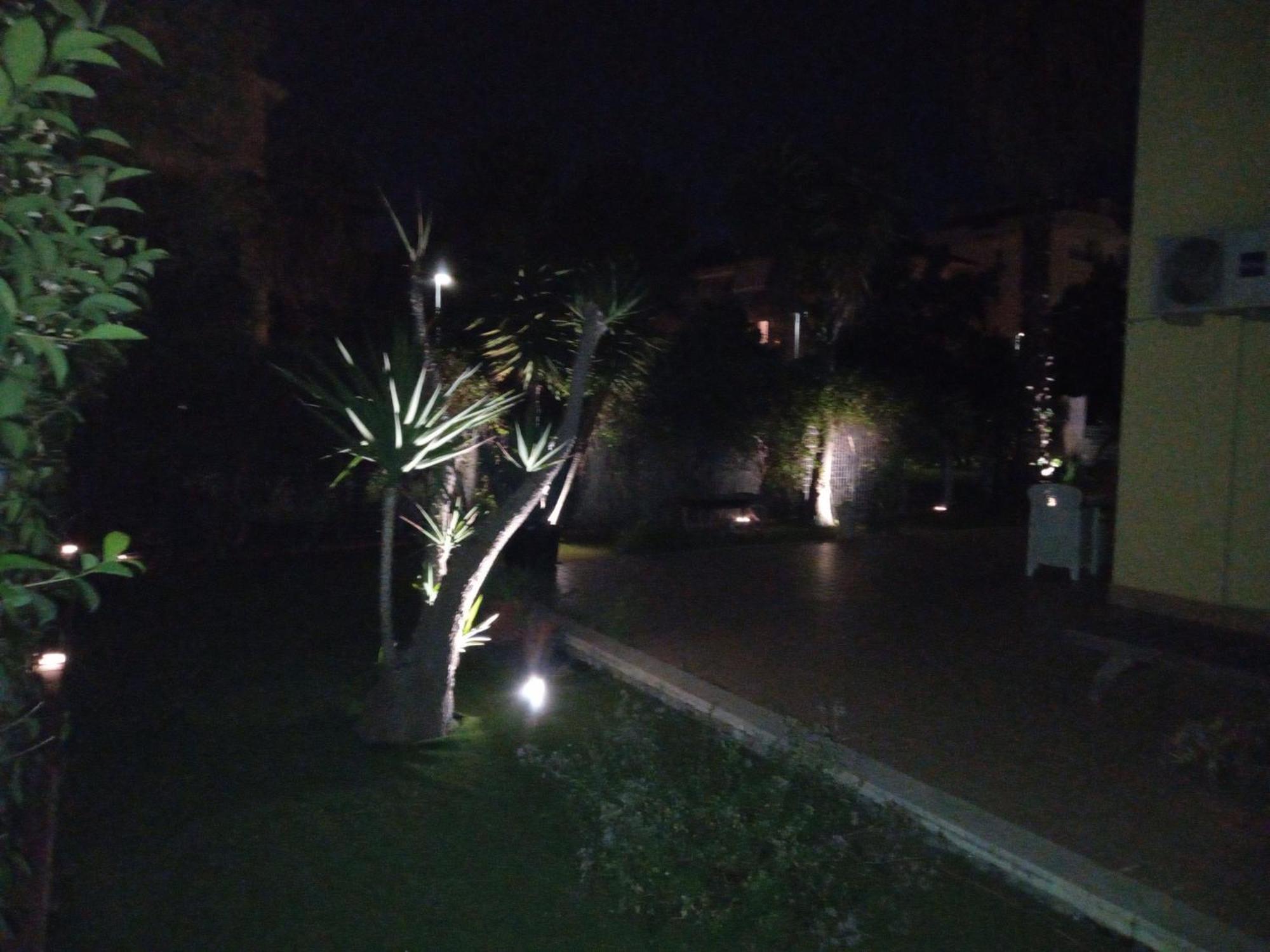 Апартаменты Casa Giardino Сан-Бенедетто-дель-Тронто Экстерьер фото